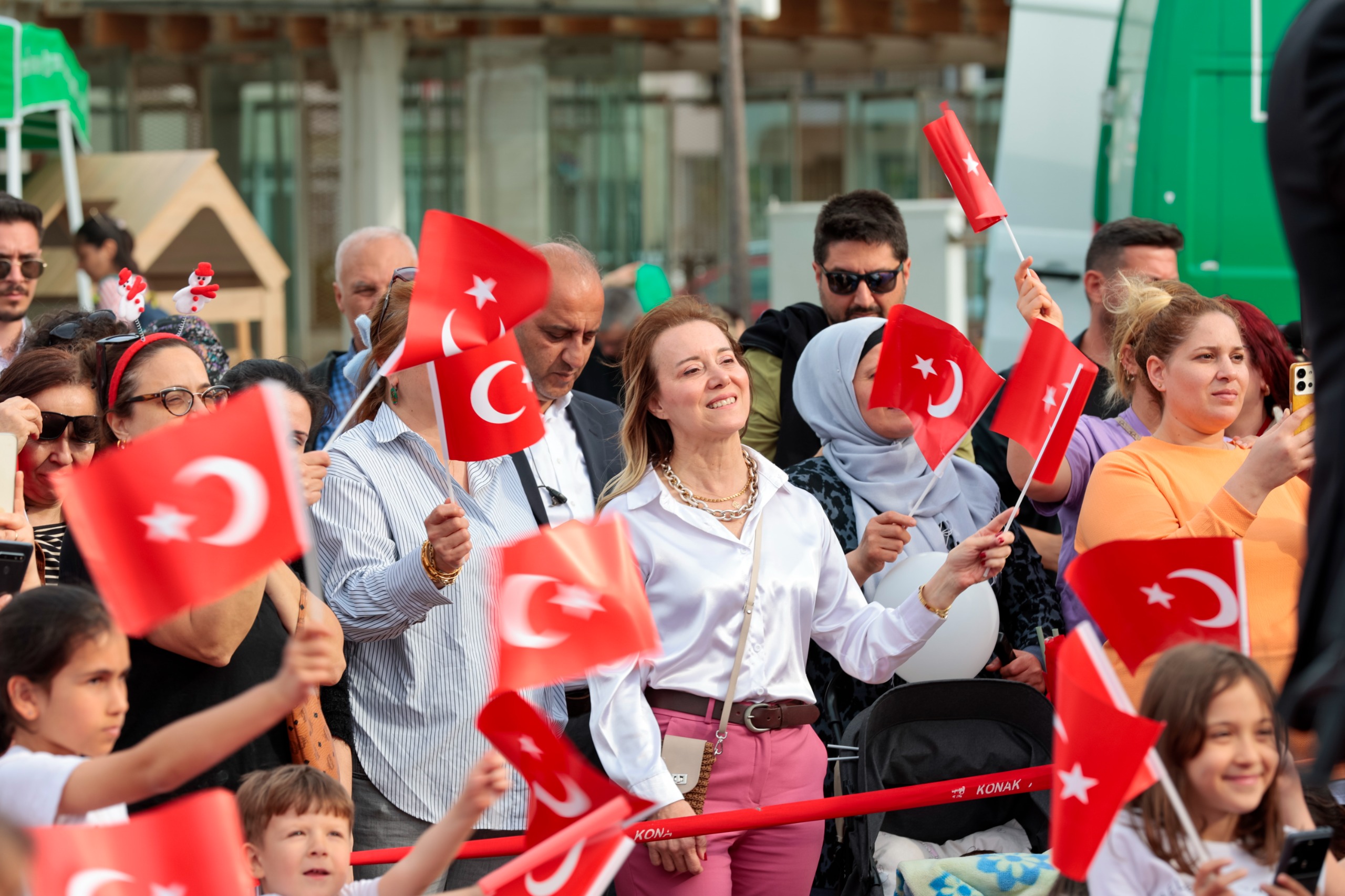 23 Nisan Coşkusu Konak’ta Doyasıya Yaşandı